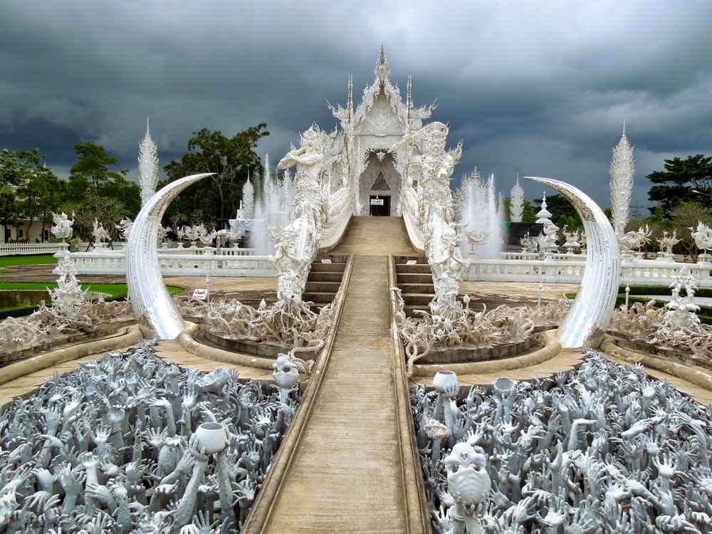 1545643463_white_temple